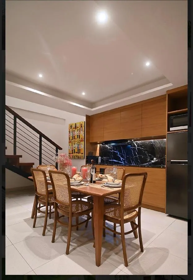 T Villa سمينياك
